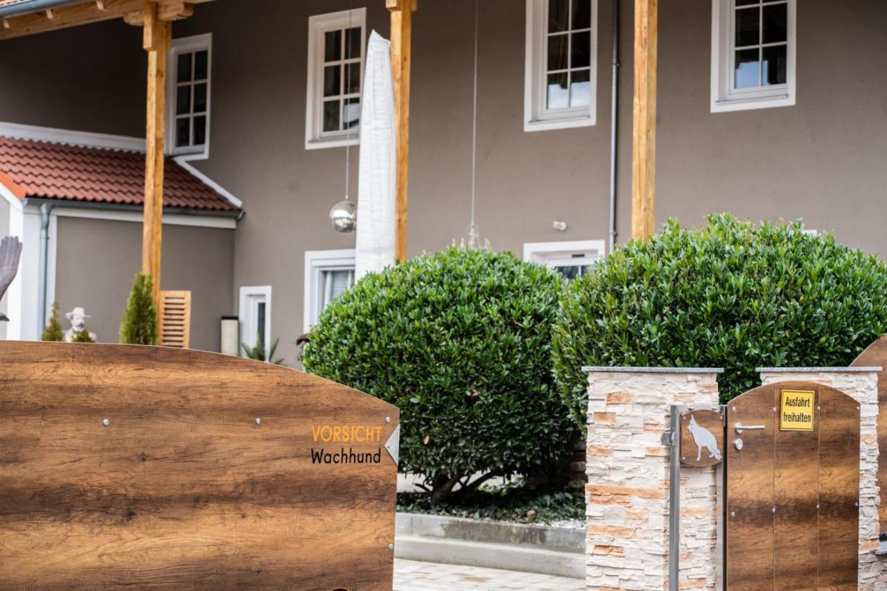 Vila Belaggio بلاتلينغ المظهر الخارجي الصورة